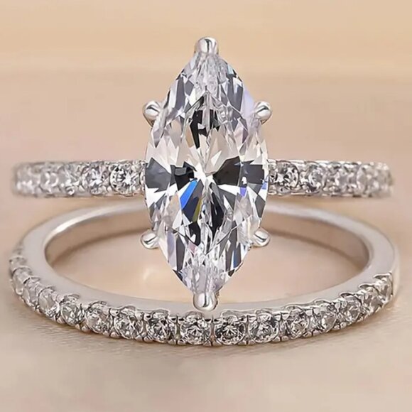 4 Carat Marquise Cut Lab Created Cubic Zirconia 14k White Gold Electro Plated - Picture 1 of 5